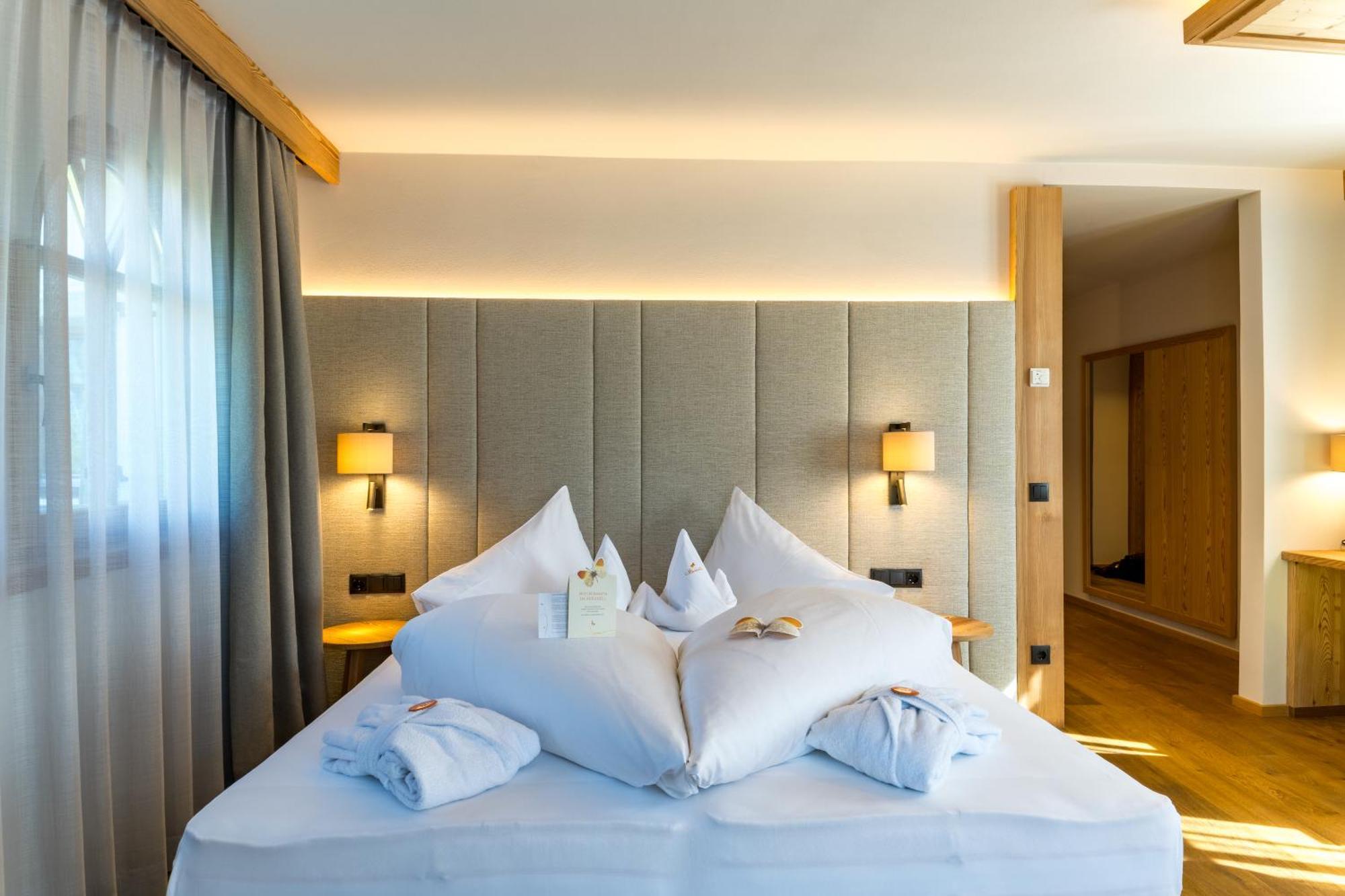 Olang Mirabell Dolomites Hotel - Luxury Ayurveda & Spa מראה חיצוני תמונה