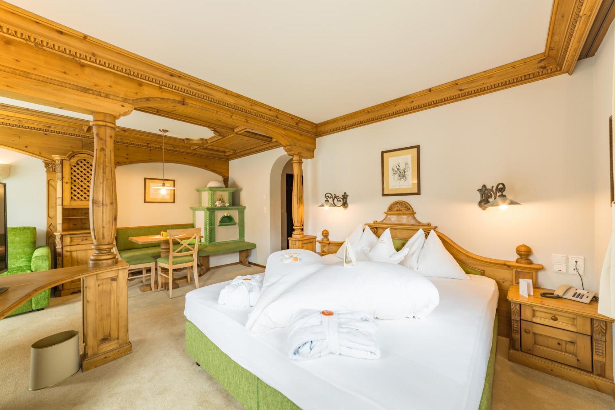 Olang Mirabell Dolomites Hotel - Luxury Ayurveda & Spa מראה חיצוני תמונה