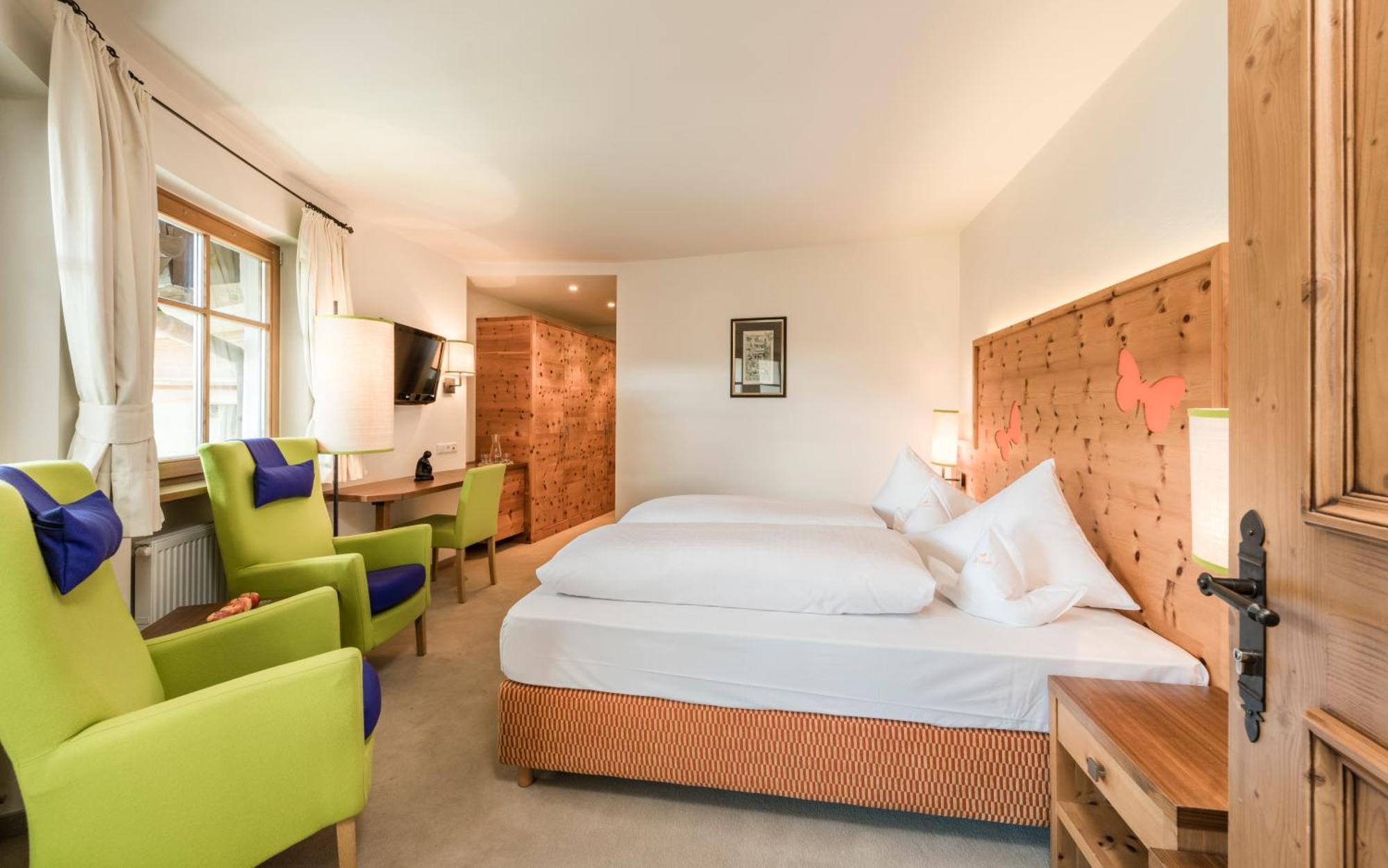 Olang Mirabell Dolomites Hotel - Luxury Ayurveda & Spa מראה חיצוני תמונה
