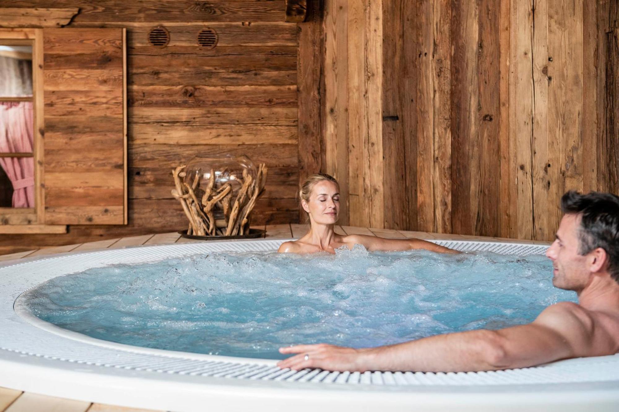 Olang Mirabell Dolomites Hotel - Luxury Ayurveda & Spa מראה חיצוני תמונה